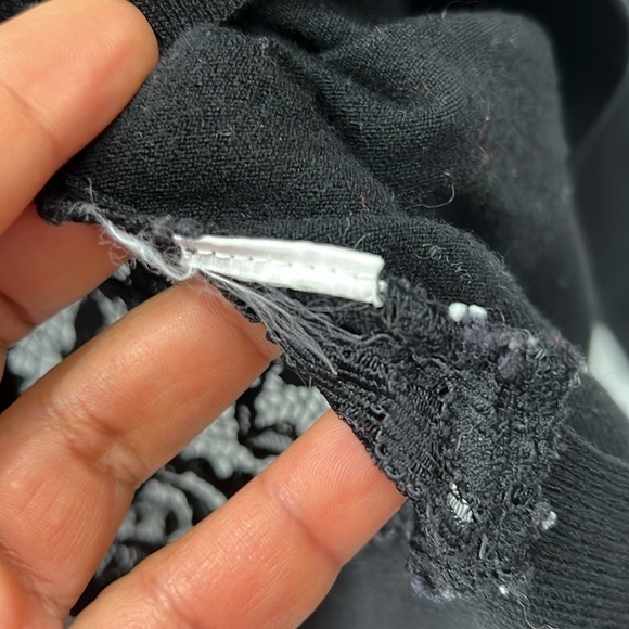 Theory black lace long sleeve sweater top size S - Picture 5 of 7